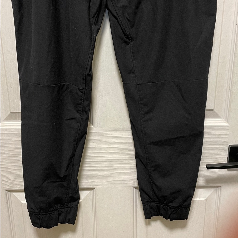 Kolby | Everywhere Tech | Lightweight |Black| Neutral | PullOn | Joggers |Size L - Picture 9 of 15